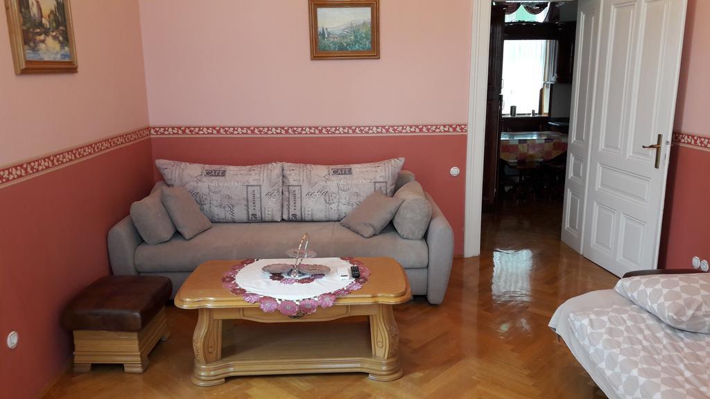 Apartments Villa Atta Opatija Exterior foto
